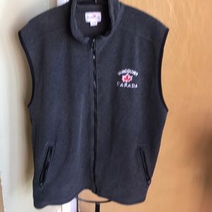 Northern Vibe fleece vest size Xl